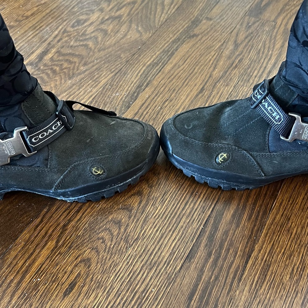 Coach size 8 vibram boots - Picture 9 of 9